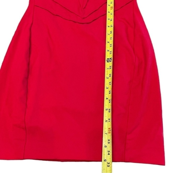 VINCE CAMUTO Red Ponte Knit Sleeveless Sheath Dress, Size 10. - Picture 8 of 13